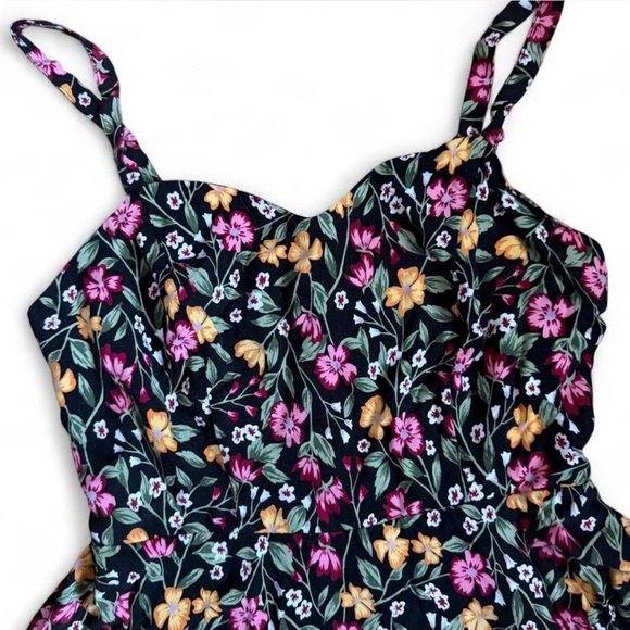 Old Navy Floral Dress - women’s size small - black and colorful floral - Picture 3 of 7